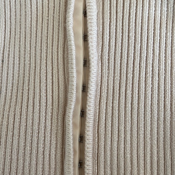 This is a Zara cream knit corset top in a size medium. - Picture 3 of 4